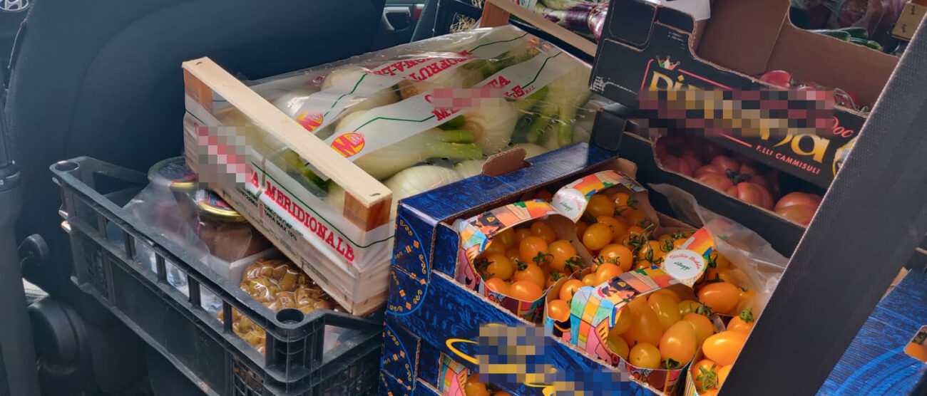 Meda venditore abusivo frutta verdura