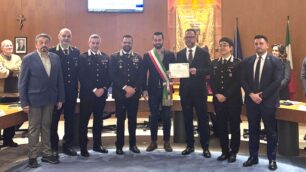 Carate Brianza 2026 politica amministrativa Consiglio comunale carabiniere eroe premiazione