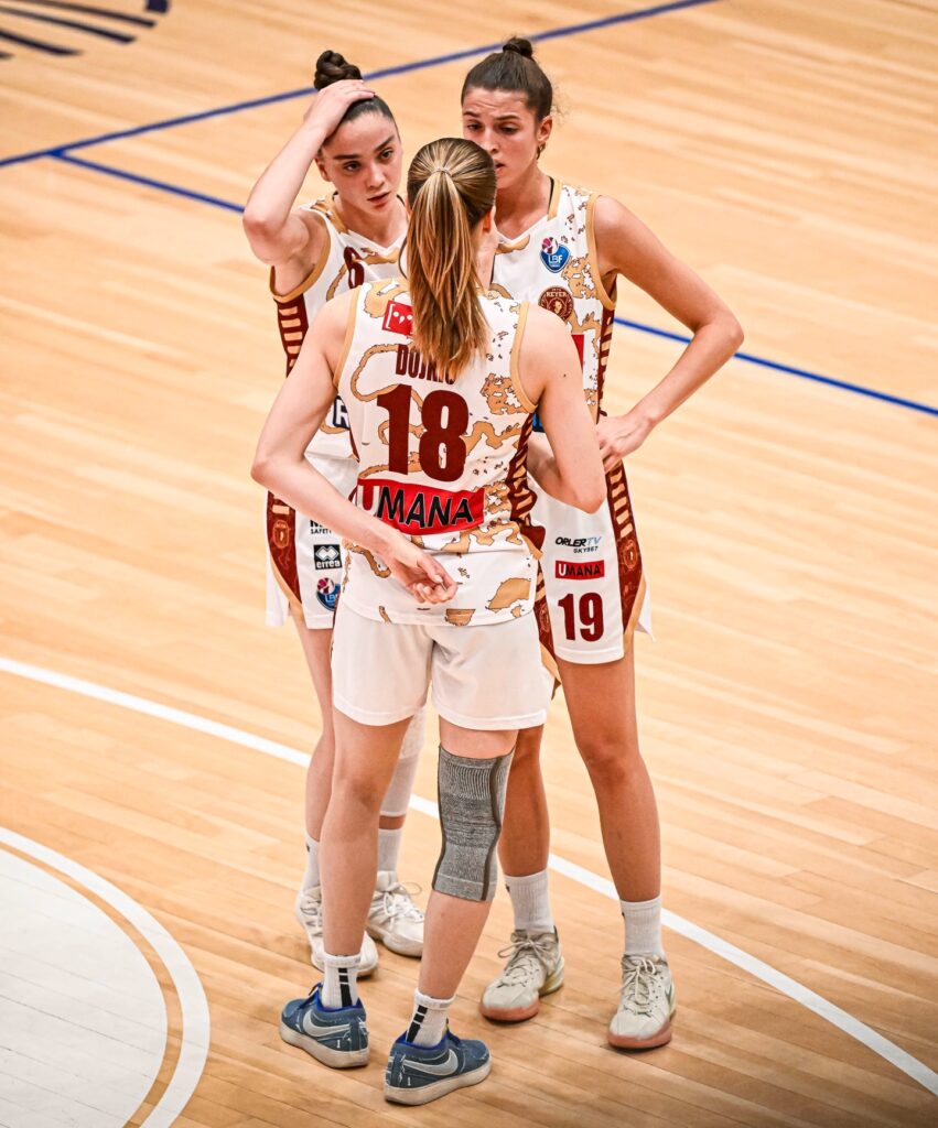 Basket foto Umana Reyer Venezia Villa Dojkic Fassina