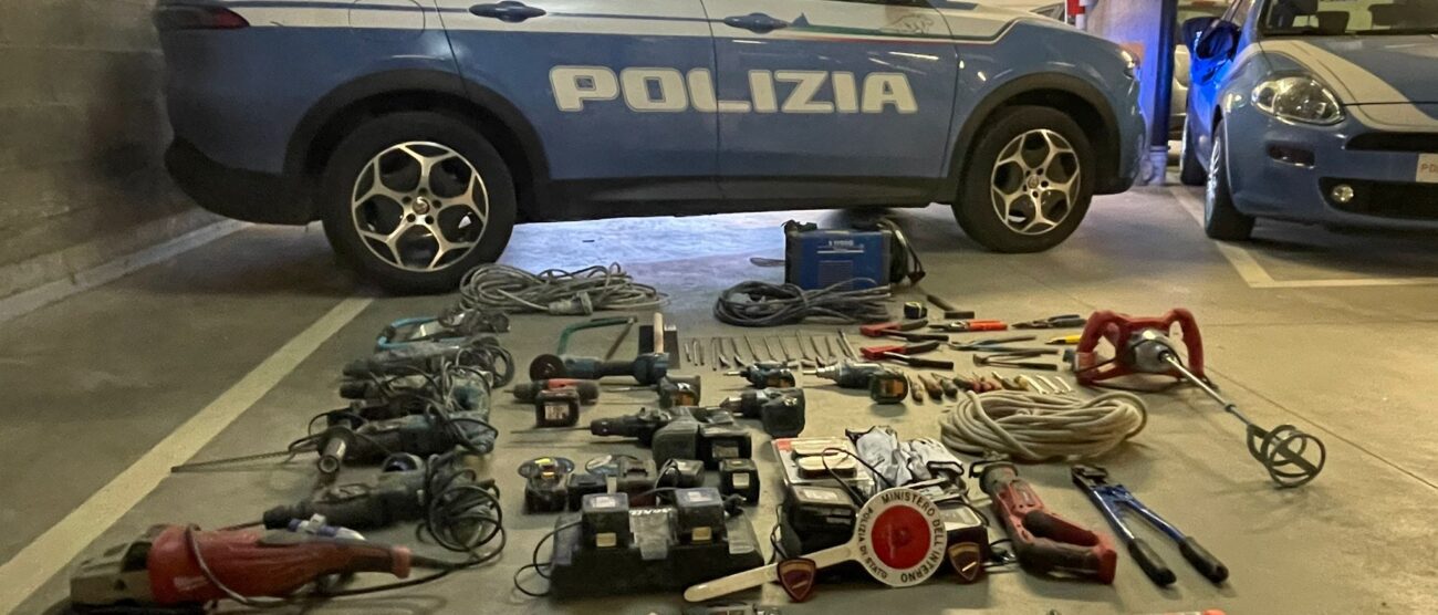 Monza furto scuola Mapelli