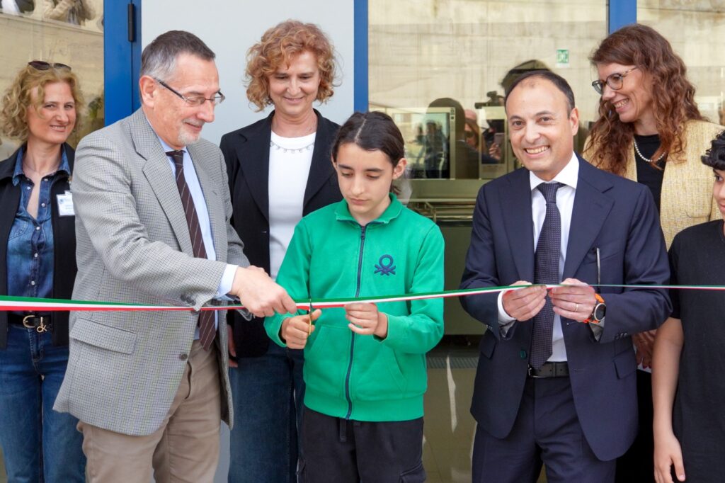 Monza nuovo centro cottura comunale taglio del nastro