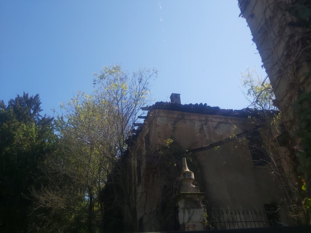 Senago Villa Sioli dopo incendio danni