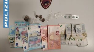 La droga sequestrata al 37enne arrestato