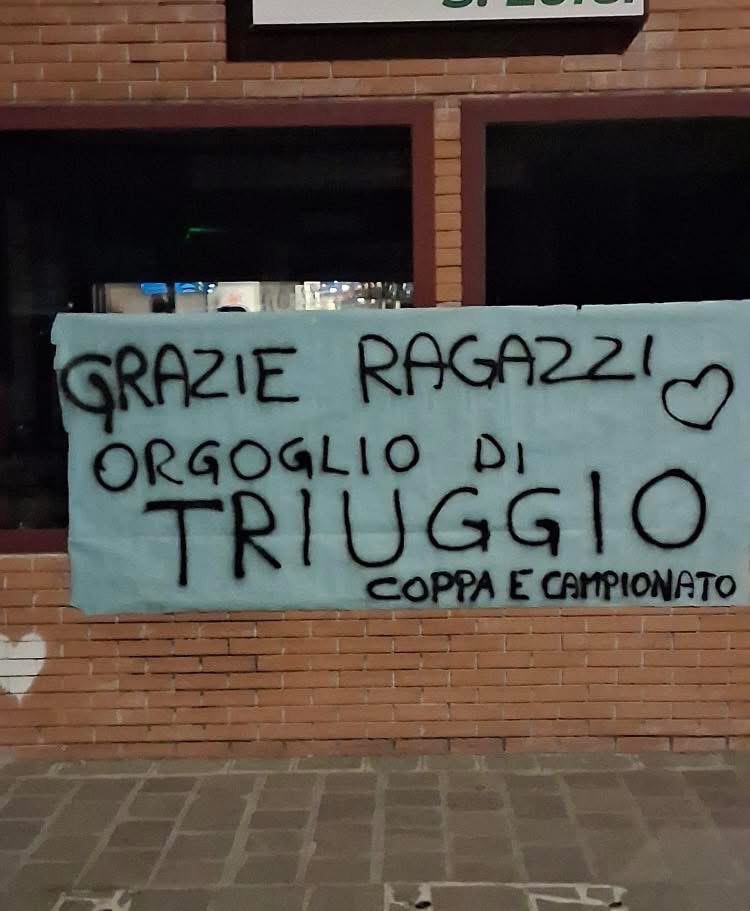 Calcio Triuggese striscione celebrativo