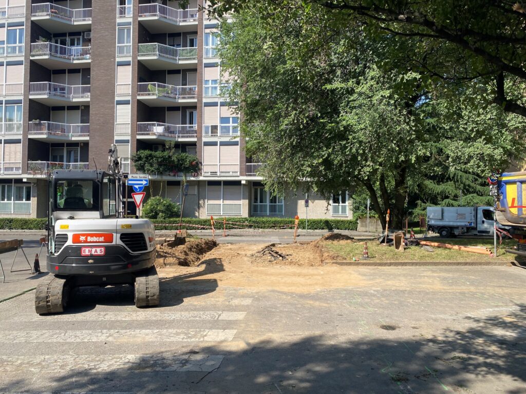 Monza Triante cantiere Zona 30