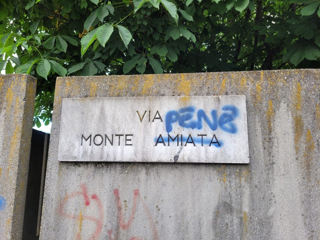 Monza scritte Monte Amiata Triante