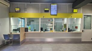 Gli uffici di Poste italiane a Vedano al Lambro
