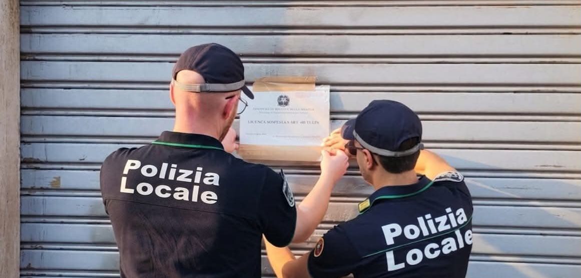 Il provvedimento del Questore a Seregno