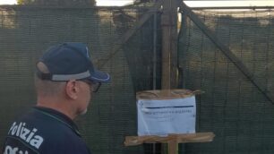 Il terreno sequestrato dalla Polizia locale di Monza a San Fruttuoso