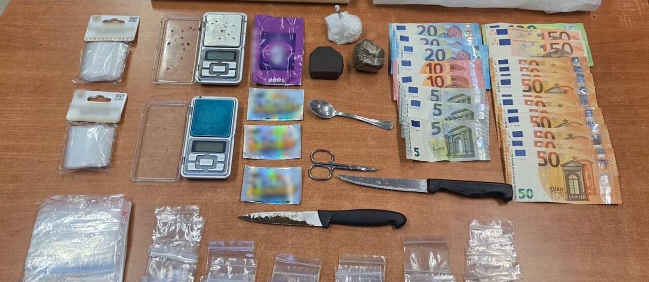 La droga e il denaro sequestrati dalla Polizia a Seveso