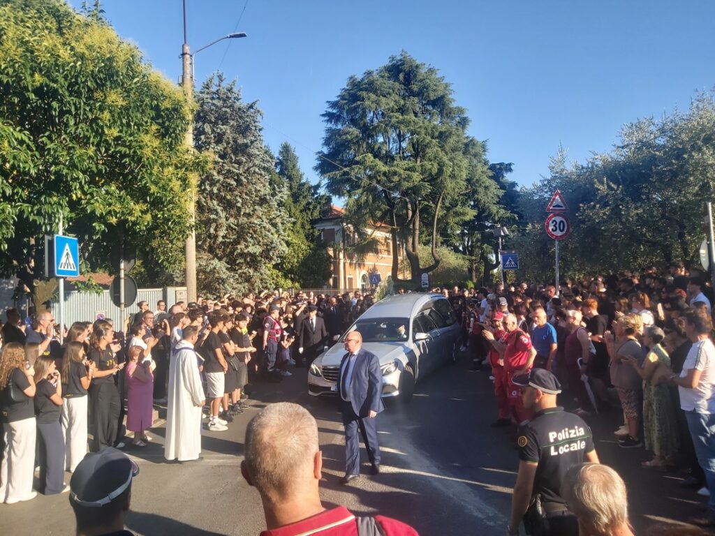 Paderno Dugnano funerale ragazzi vittime incidente Senago