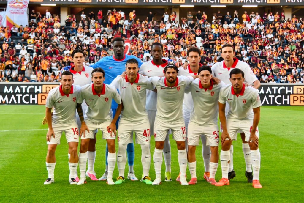 Ac Monza Galatasaray squadra - foto Ac Monza