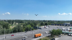 Autostrada A7 Milano Serravalle drone casello