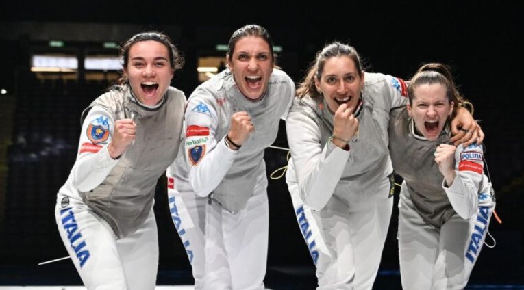 Fioretto Dream Team esultanza Mondiali - foto Federscherma