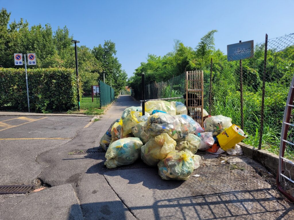 Monza parchetto via Solone