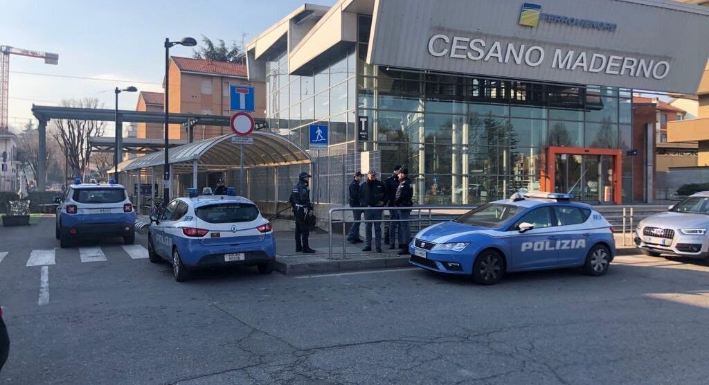Controlli alla stazione ferroviaria di Cesano
