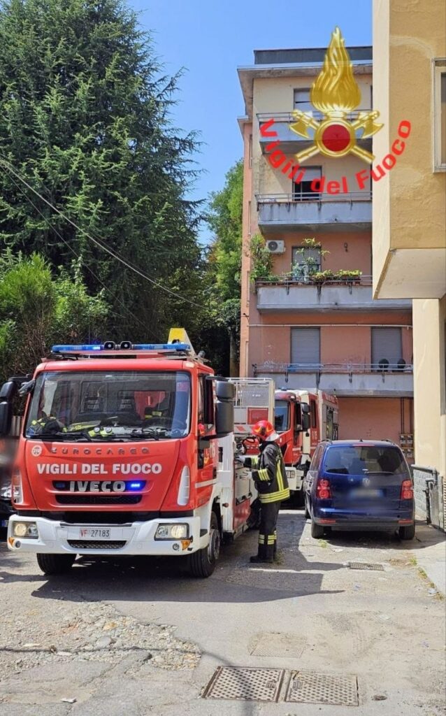 Barlassina 2026 Vigili del fuoco deposito incendio