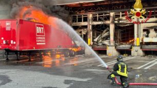 Vigili del fuoco incendio Brt Milano