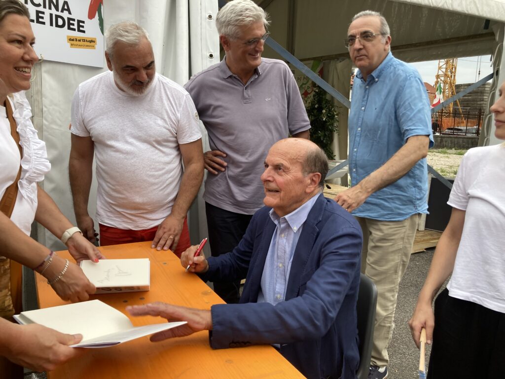 Pierluigi Bersani alla Festa dell'Unità di Monza