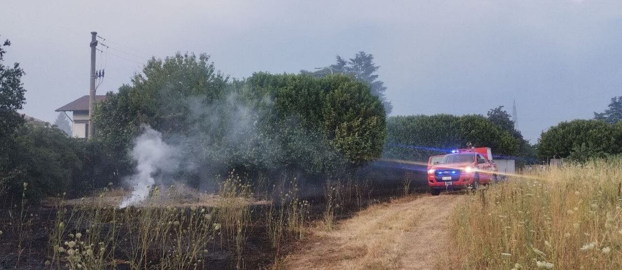 Incendio sterpaglie