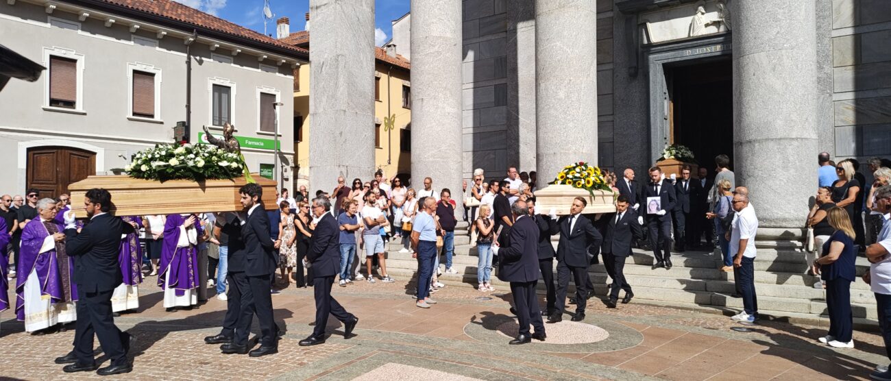 Seregno 2026 incidente aereo Perù funerale Angelucci