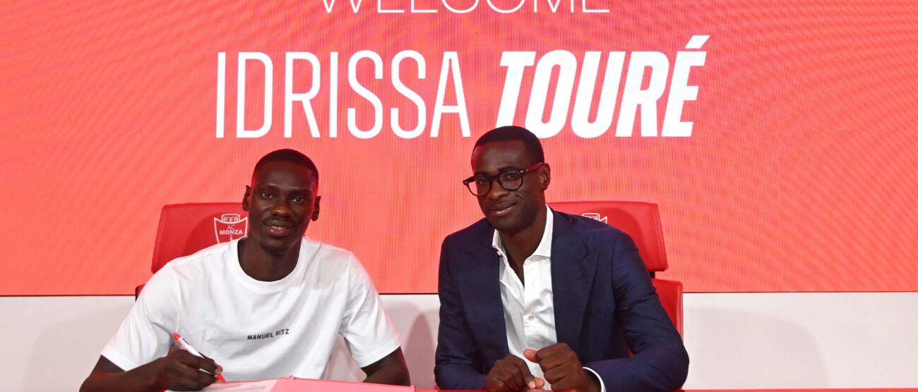 Monza-1912 Idrissa Tourè con Pedro Obiang, fresco di ufficializzazione come nuovo direttore sportivo biancorosso