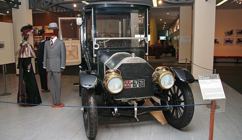 Villa reale Monza Palombella della Regina - Museo dell'Auto