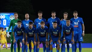 Calcio Folgore Caratese 2026 Squadra schierata a Zanica partita con Giana