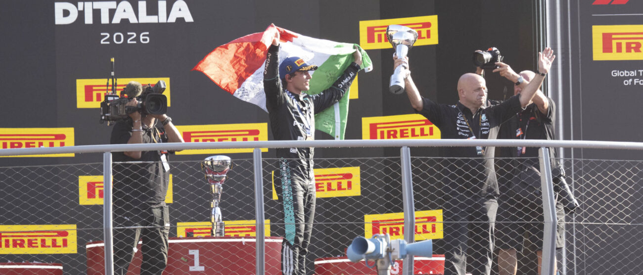 La gioia di Antonelli sul podio a Monza