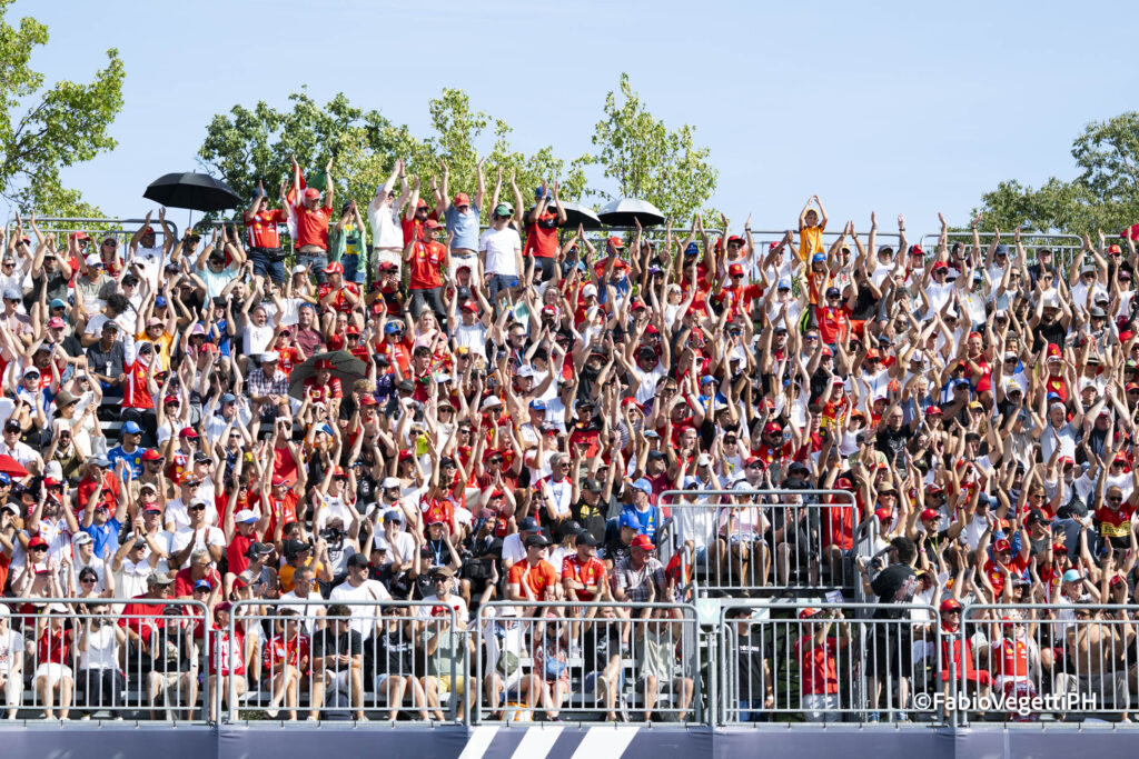 F1 Monza Gp Italia 2026 tribuna tifosi ola foto Vegetti ilCittadinoMB