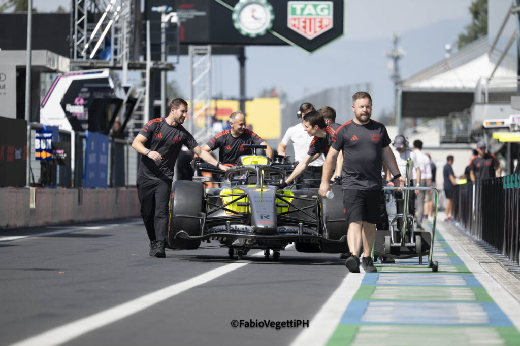 F1 Monza Gp Italia box foto Vegetti:ilCittadinoMB