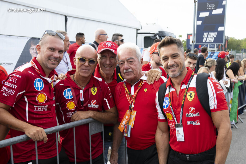 F1 Monza Gp Italia foto gruppo Team ferrari foto Vegetti ilCittadinoMB