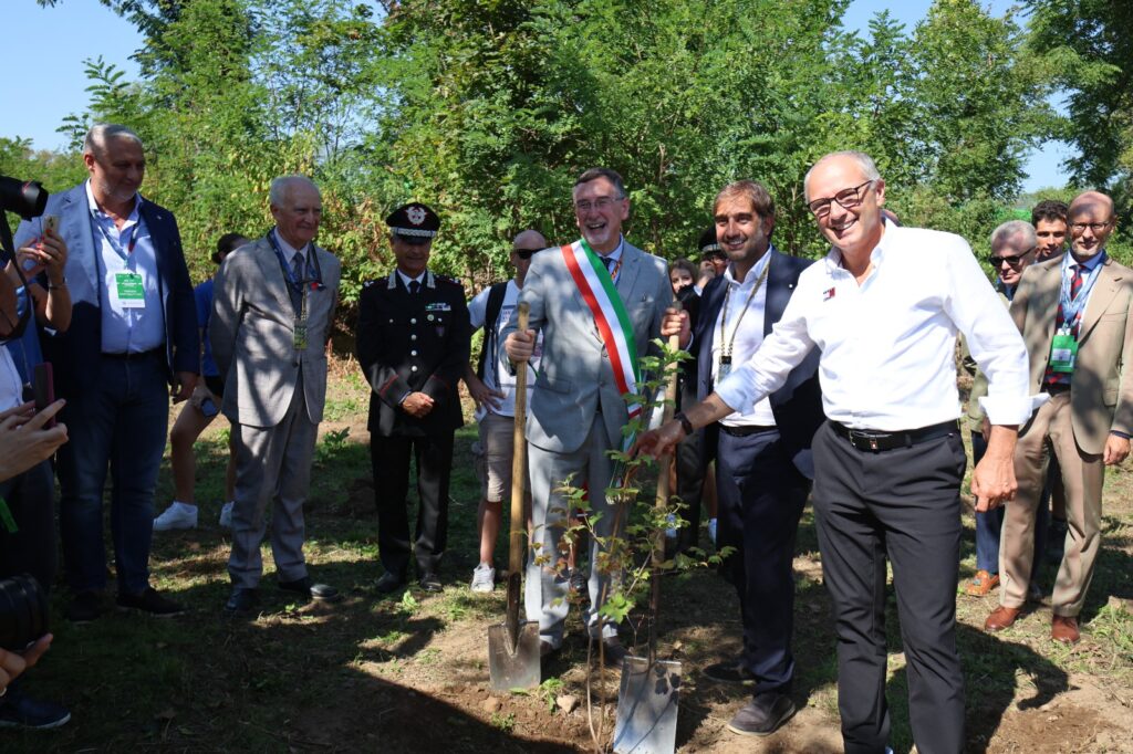 F1 Monza Ogni pilota un albero