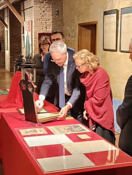 Monza Azaea Beatriz Reyna di Savoia in Villa reale visita