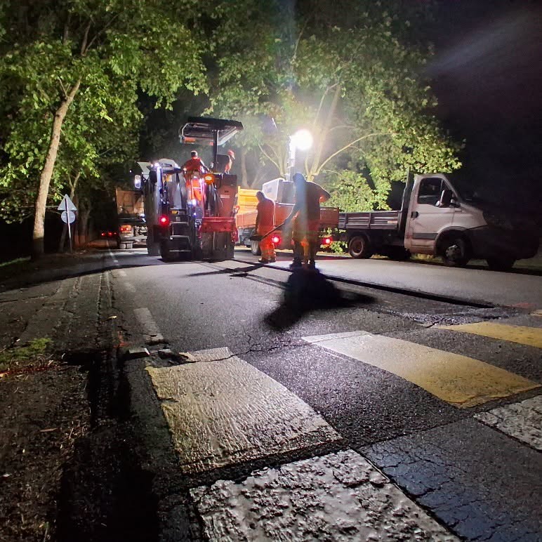 Monza parco viale Cavriga asfalto