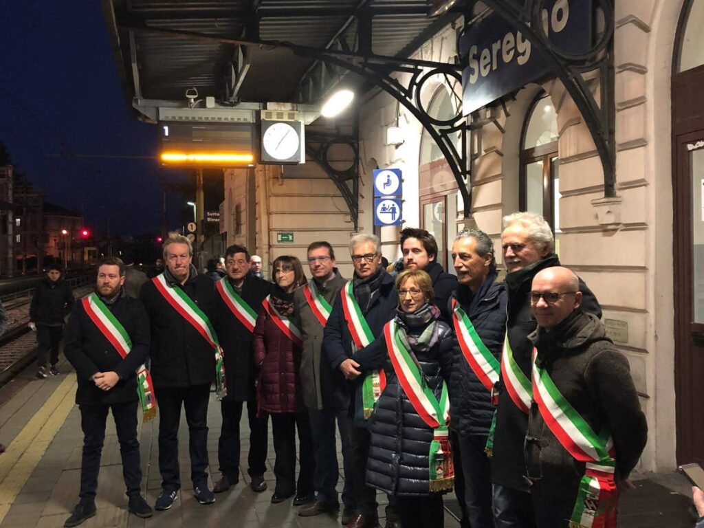 Treni Seregno-Carnate sindaci 2018
