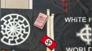 Parte del materiale trovato in casa del ragazzo brianzolo