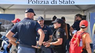 Agenti della Polizia di Stato all'Autodromo