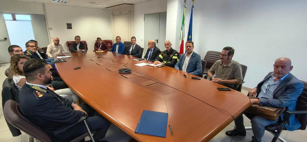 Il tavolo in Prefettura a Monza sugli odori molesti in Brianza