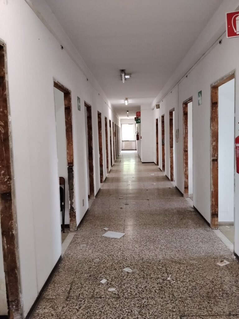 Monza sgombero ex centro via Tazzoli
