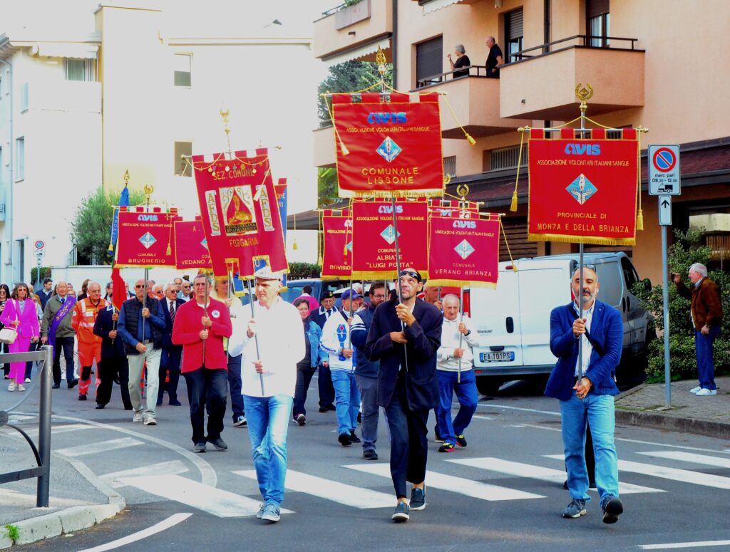 Avis Lissone 80 anni corteo