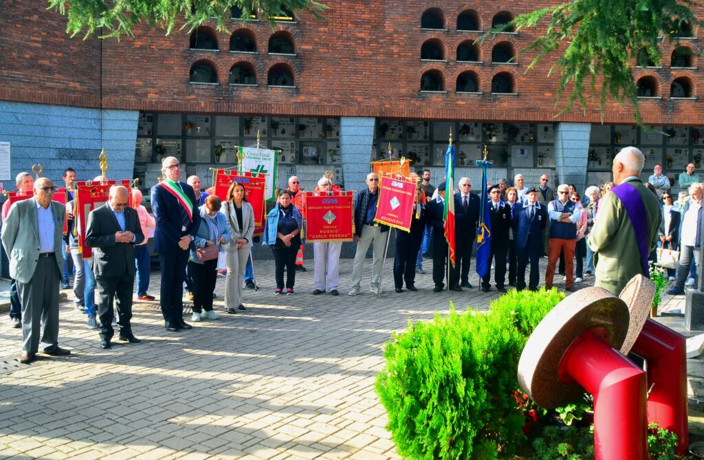 Avis Lissone 80 anni corteo