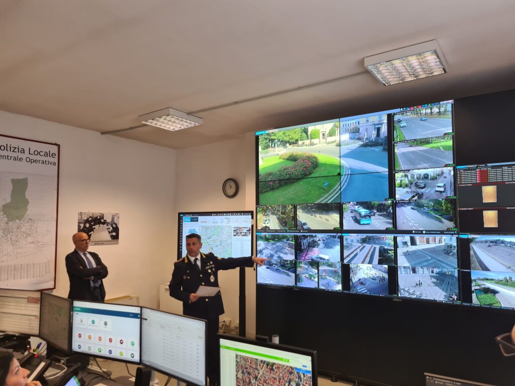 Monza control room polizia locale