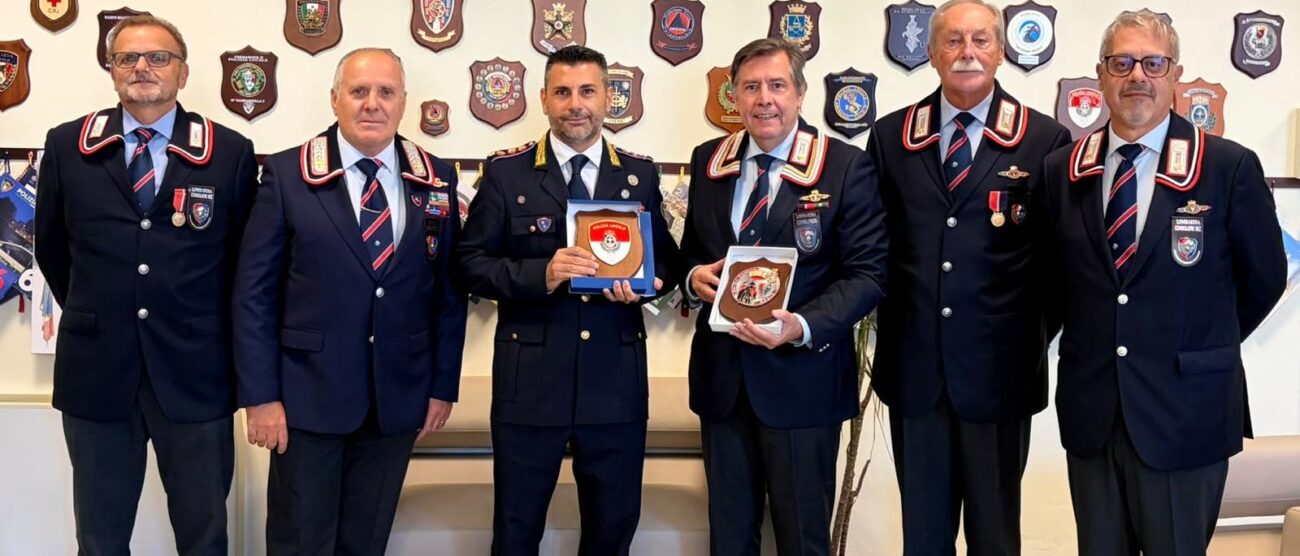 I carabinieri della Anc in visita al Comando della Polizia locale di Monza