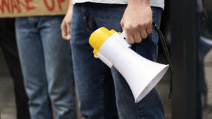Sciopero attivisti manifestazione foto Freepik