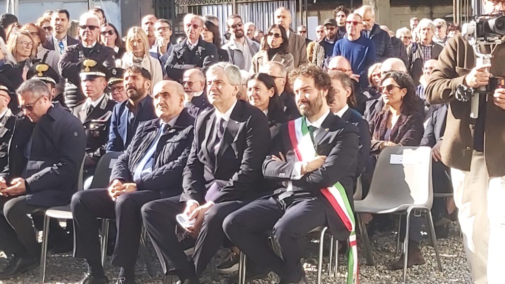 Vimercate Raffaello inaugurazione Dama con il Liocorno autorità - foto Mastantuono