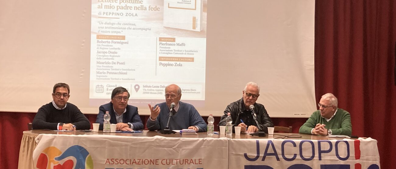 Terzo da sinistra Peppino Zola