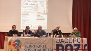 Terzo da sinistra Peppino Zola